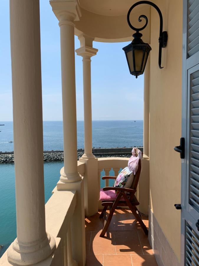 B&B Maison D'Hotes Sur Mer Pegli Exterior foto